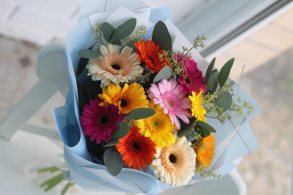 Букет цветов из: Герберы в Змеиногорске