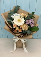 Букет цветов из:  Герберы и Хризантемы в Змеиногорске
