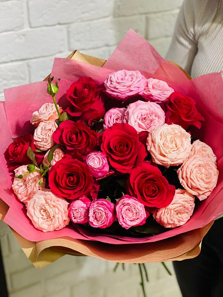 Букет цветов из: Розы в Змеиногорске