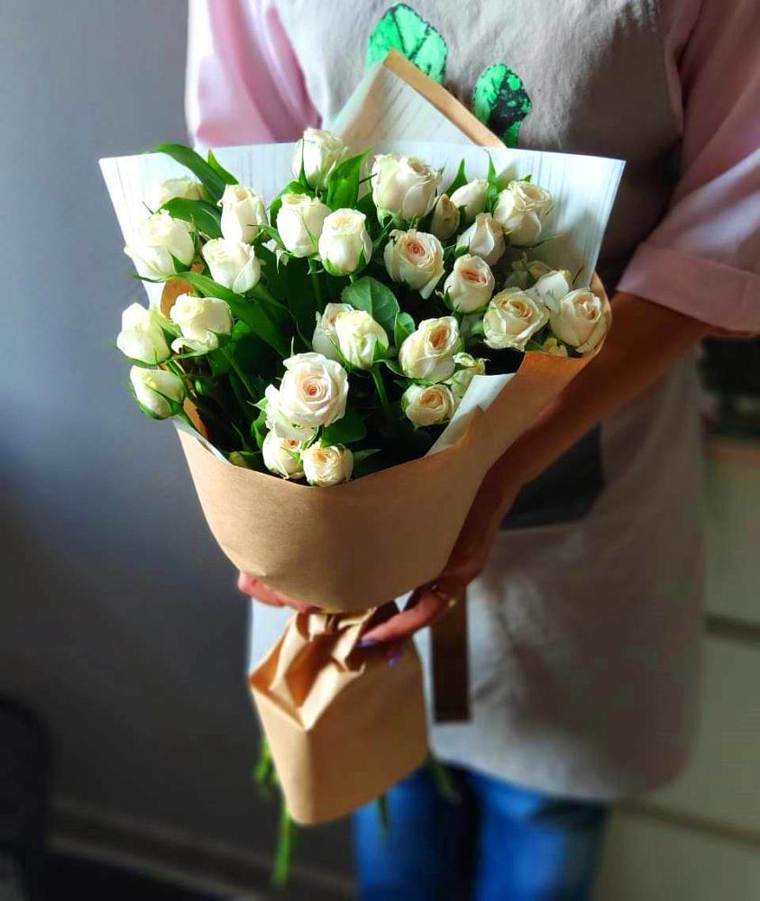 Букет цветов из: Розы в Змеиногорске