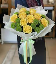 Букет цветов из:  Хризантемы и Розы в Змеиногорске