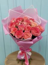 Букет 15 Розовых роз Равель в Змеиногорске