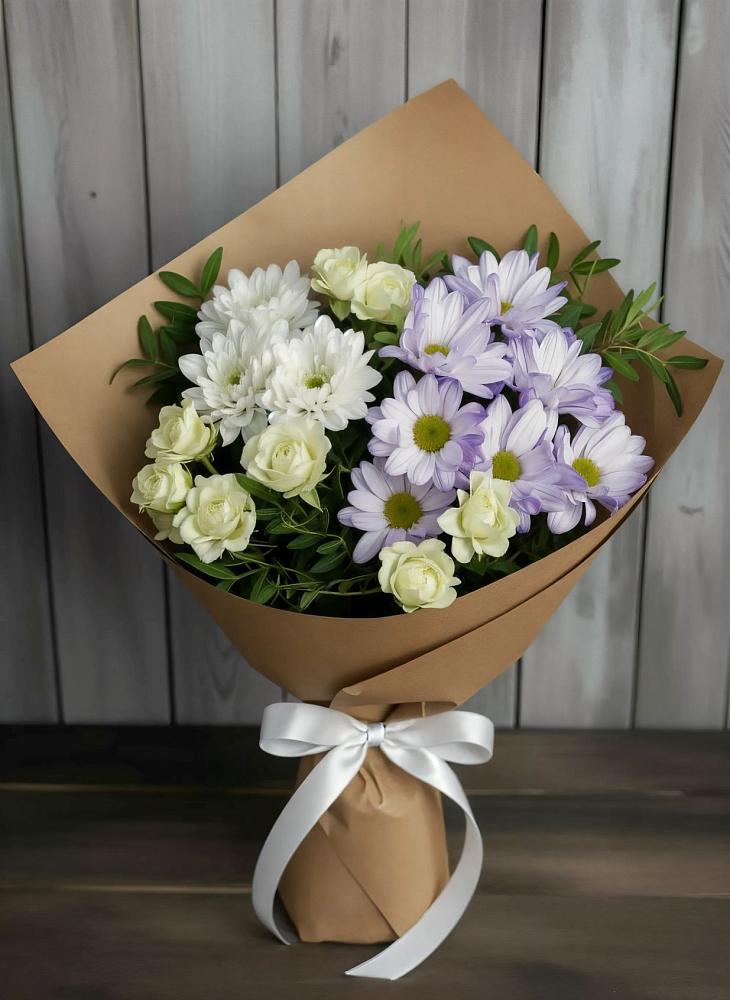 Букет цветов из: Хризантемы и Розы в Змеиногорске