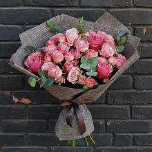 Букет цветов из:  Розы в Змеиногорске
